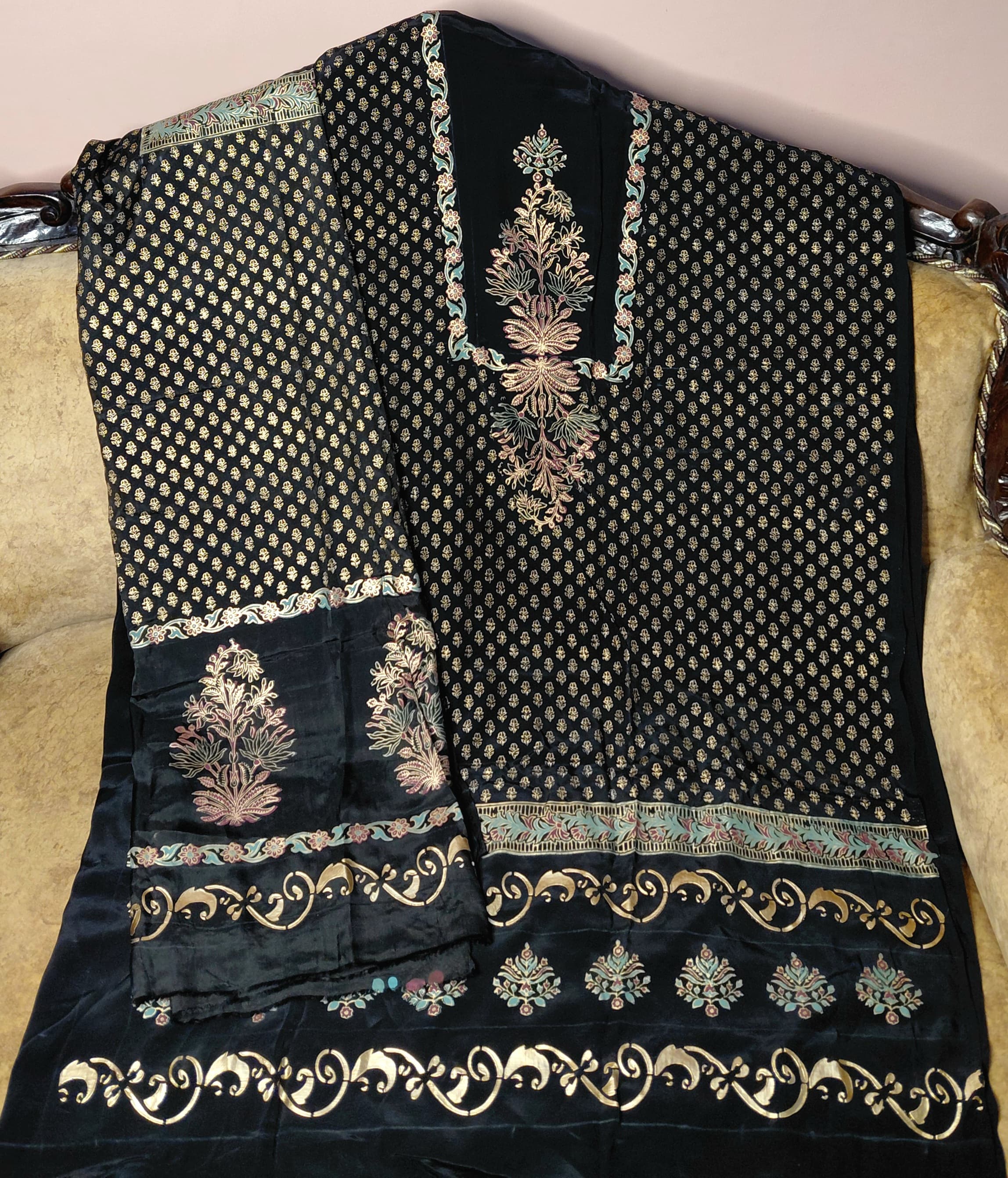 Crepe Black Block Print Suit